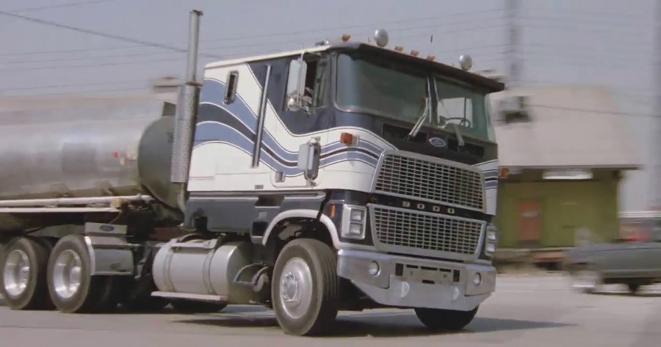 Ford 9000 Truck