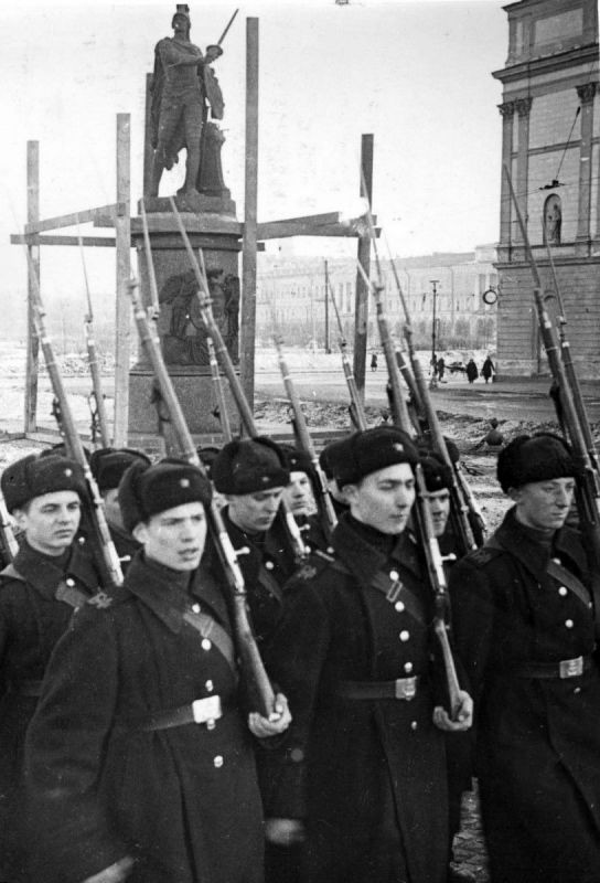 Великая Отечественная в фотографиях-16