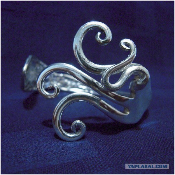 Элегантные украшения из серебряных столовых прибор