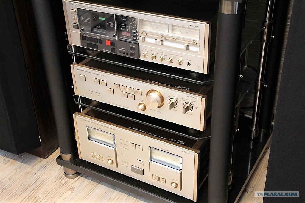 Old player. Old player. Teac d-t1. Fisher hi-fi system 7000. Teac t-bx10.