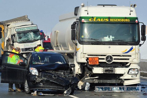 Авария на 130 машин в Германии