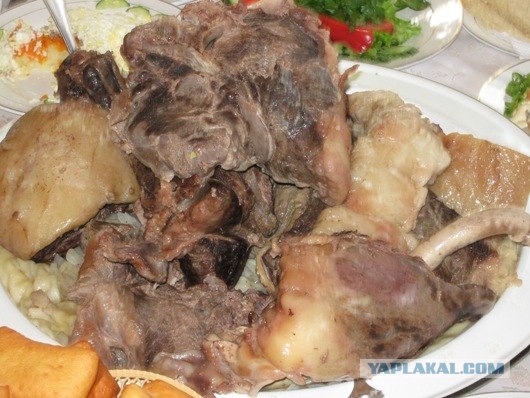 И здесь люди тоже живут. Казахстан
