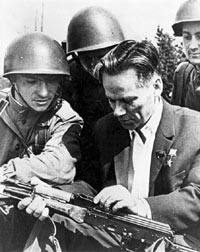 Шмайсер и Калашников