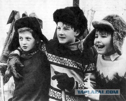 Как нас  собирали мамы и папы на улицу