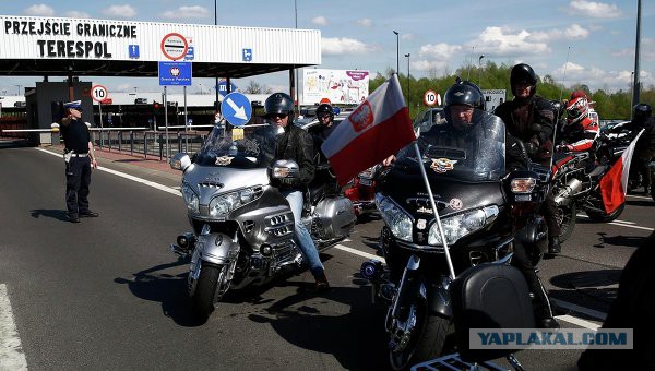 Мотоциклисты Польши протестуют