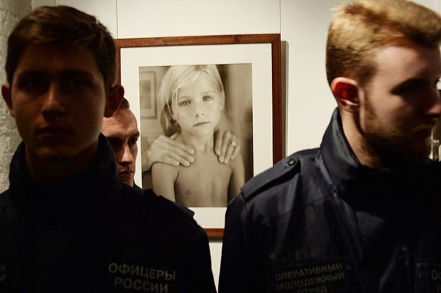 В Москве вновь откроют выставку Джока Стёрджеса: СК не нашёл в ней детской порнографии
