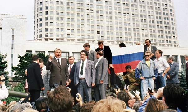 В центре Москвы началась акция за допуск независимых кандидатов на выборы в Мосгордуму