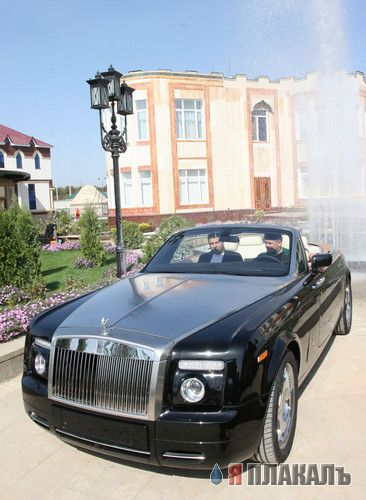 Автомобиль Кадырова (4 фото)