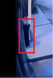 Жуткое видео из Хасавюрта — брошенный в канализацию окурок стал причиной лютого взрыва