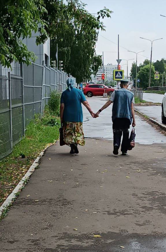 Моменты из жизни людей