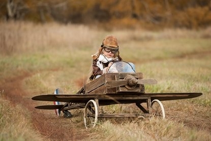 Латвия подняла истребители на перехват российских