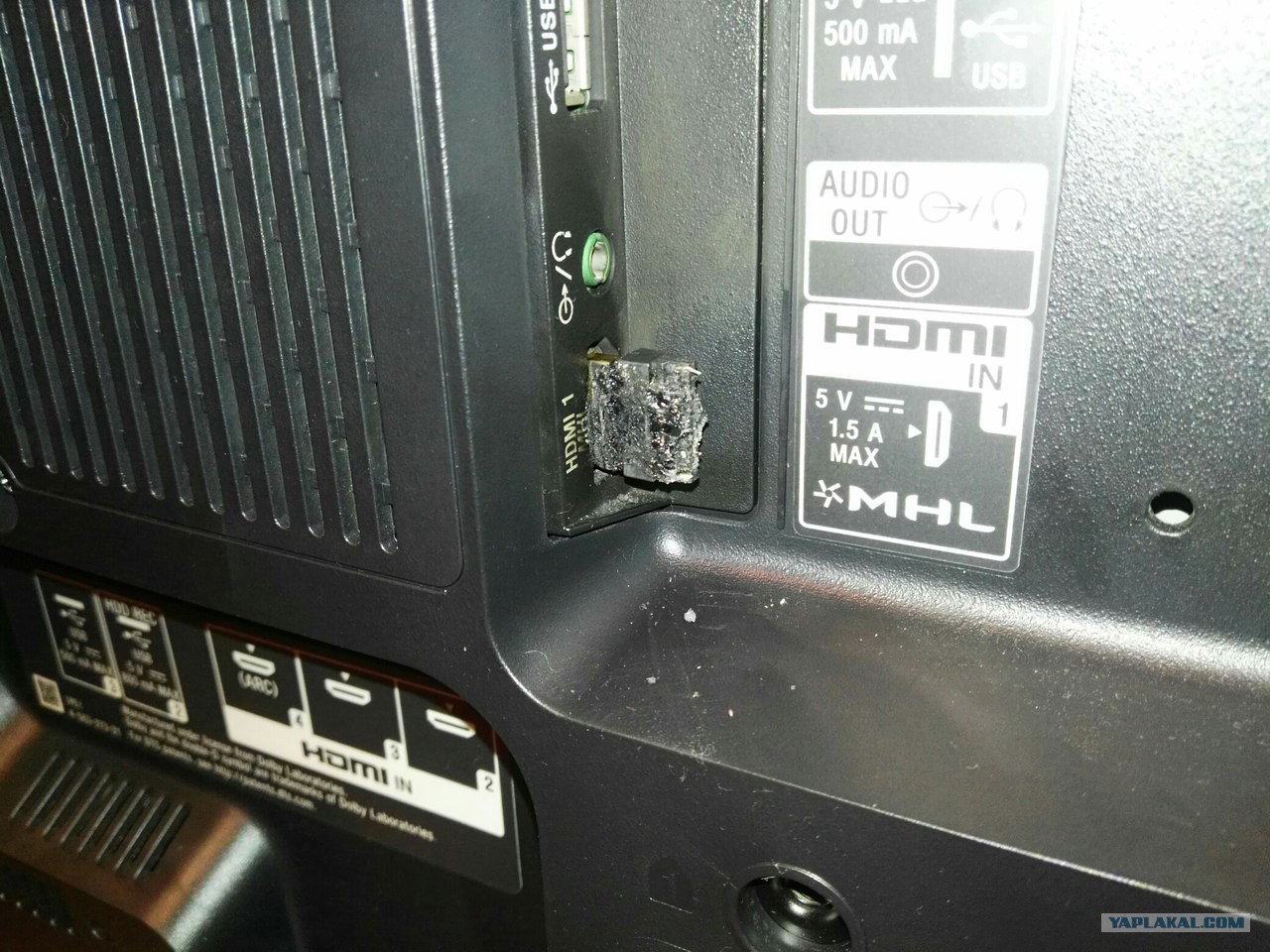 Монитор сгорел через HDMI. Сгорел вход