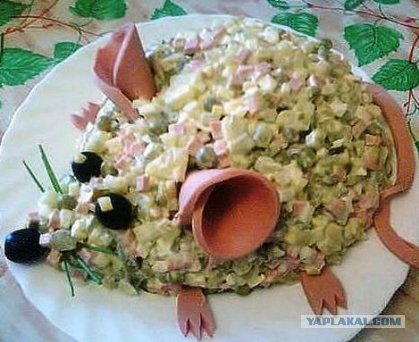Новогодние  салаты.