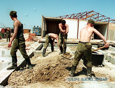 Первый российский мини экскаватор