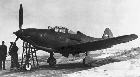 Р-39 Аэрокбра. Американская любимица сталинских соколов. История создания и основные модификации.