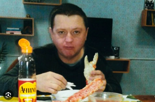 Коньяк, вольная борьба и «Газпром». Что известно об участниках нападения на силовиков в Дагестане