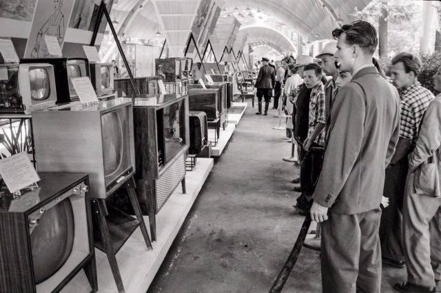 Интересные и редкие ретро-фотографии 15.08.24