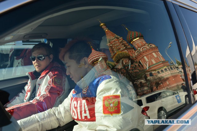 Победителям Олимпийских игр вручены ключи от авто