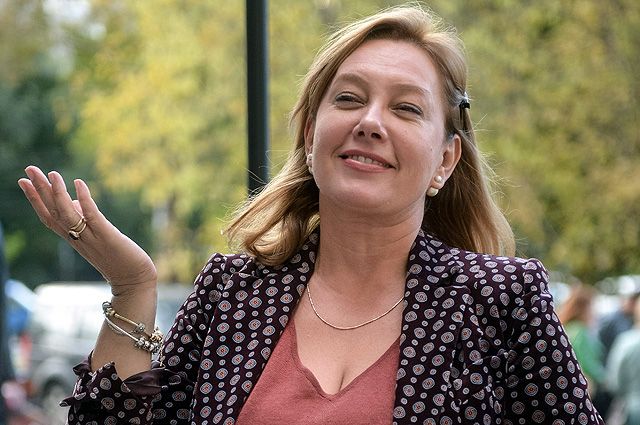 Куда закатились звезды. Что стало с популярными телеведущими 80-х и 90-х