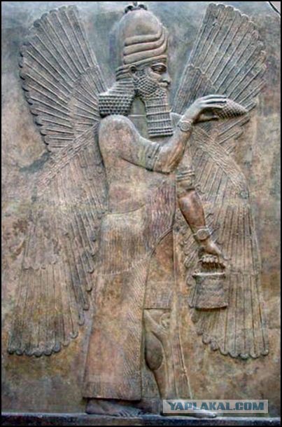 У гроба Папы Иоанна Павла II