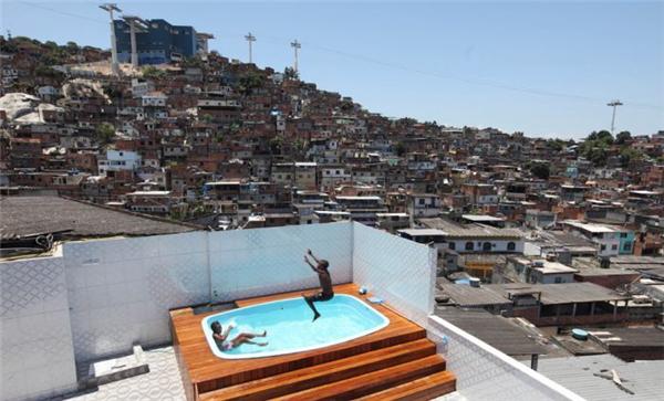 Захваченный дом наркобарона в Рио-де-Жанейро