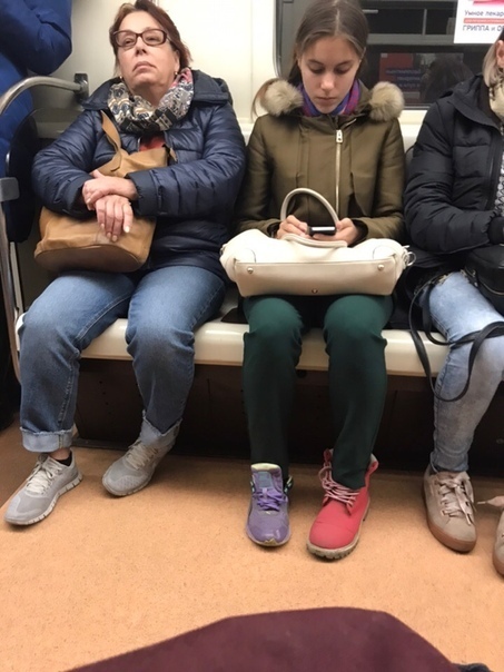 Модники из российского метрополитена