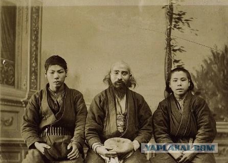 Как выглядели раньше крестьяне в 35-45 лет (сильно ли мы изменились по сравнению с ними)