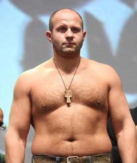 Про пузатых людей