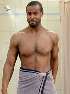 Не нужно было выливать в канализацию гель для душа