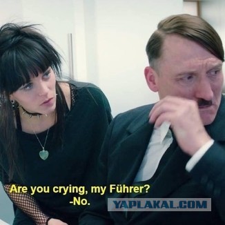 Беженцам надо помогать))