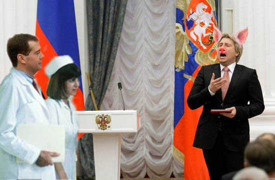 Фотожаба: "Золотая чаша" для Медведева