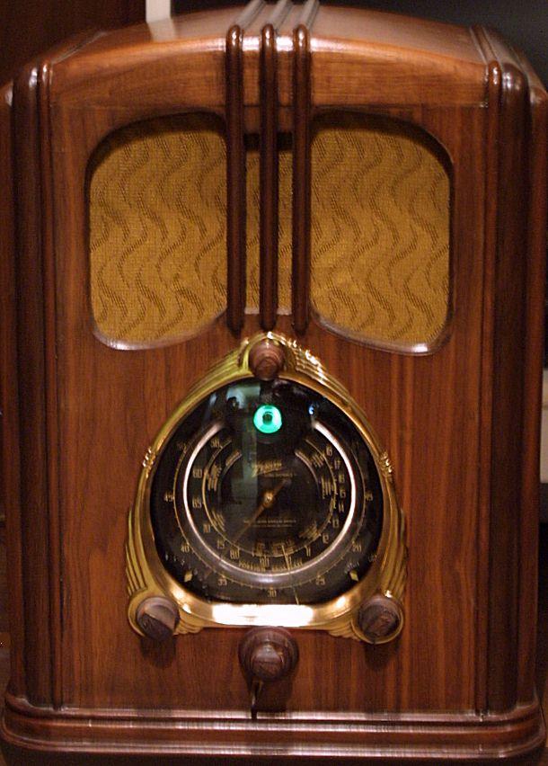 Американские винтажные радиоприёмники 30-х-40-х