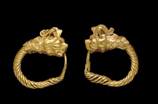 В поисках утерянной сережки…  Загадки, античное золото и драгоценности. 1.