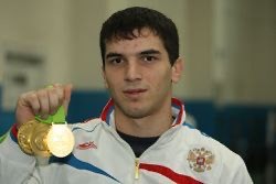 В Москве опять арестовали чемпиона Европы по тяжёлой атлетике из Чечни Адама Малигова
