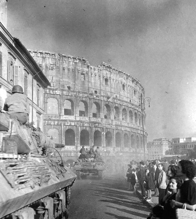Первый и второй рим. Рим 1944. Штурма Рим. 1944. Рим 1943 год. Освобождение Рима.