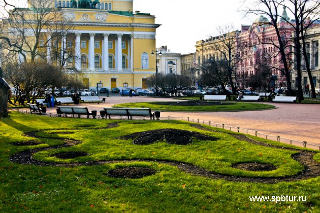 В Петербурге задержали 20 подростков в аниме-костюмах. Им вменяют пропаганду ЛГБТ