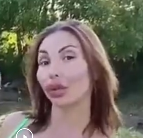 "Вот я какая, на отдыхах ! "