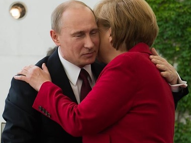 О чем говорили Путин и Меркель на футболе