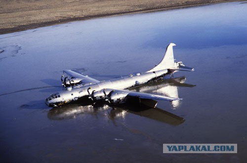 Попытка спасения Б-29, который провёл 50 лет во льдах