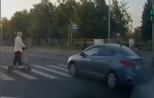 На одном из переходов Санкт-Петербурга
