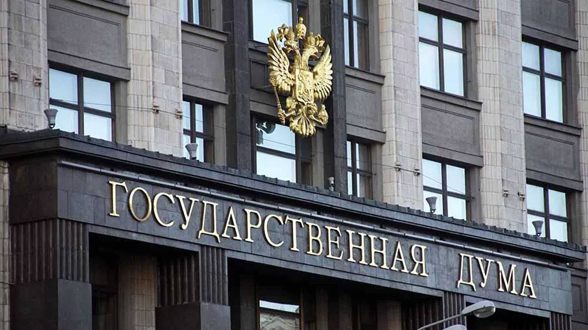Мигрантам, судимых по тяжким статьям, запретят въезд в Россию