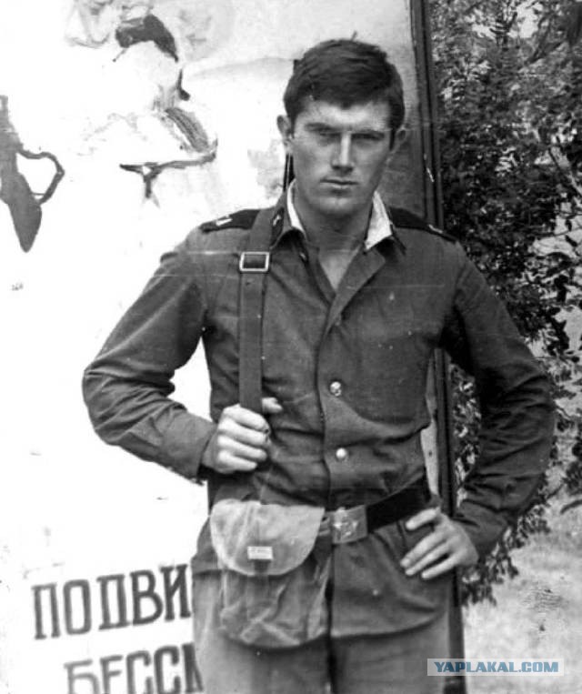 Они не откосили. Да тогда это и не модно было