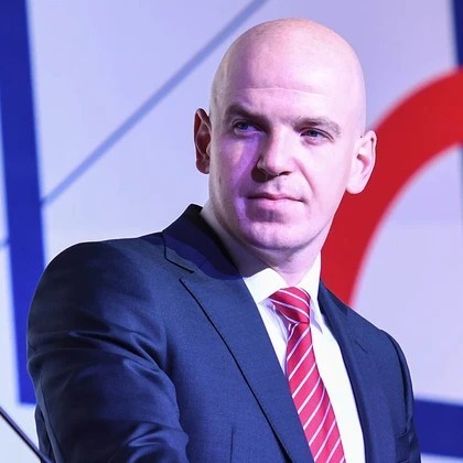 Даже у него есть двойник