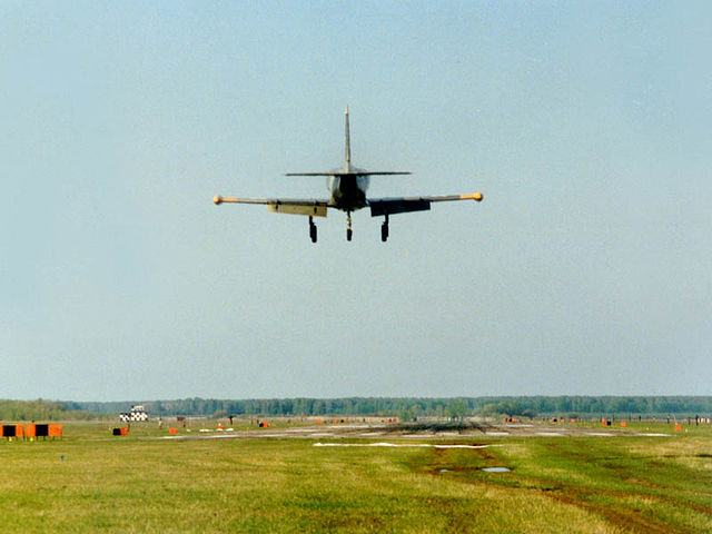 Л-39(L-39C), "Летающая парта"