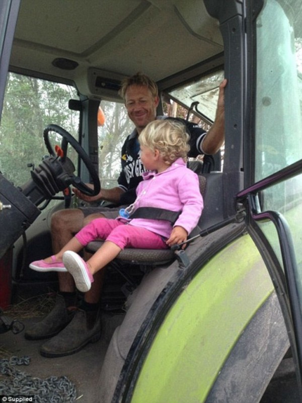 Англичанка влюбилась в донора спермы, от которого родила дочку