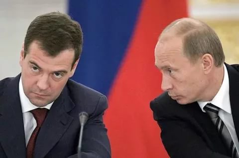 Дружное ржание над Димоном