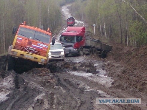 «Царь-бордюры»: на Таганке меняют новые бордюры на новые