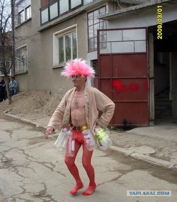 Не совсем здоровые люди из соцсетей....