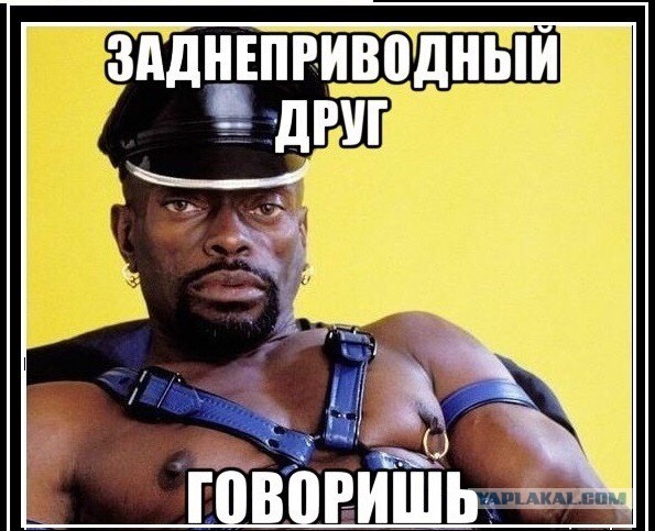 В Санкт- Петербурге мотоэтот столкнулся с сотрудником мотобата при задержании
