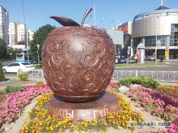 Памятники, которые делают мир добрее